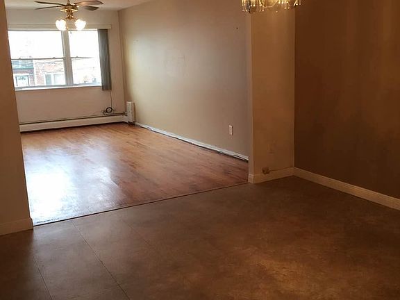 3rd image of 8873 24th Ave #3