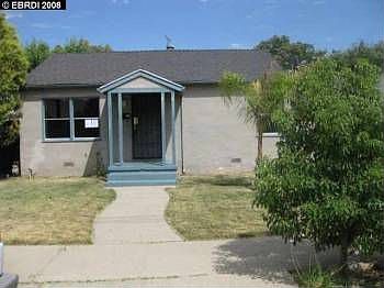 1st image of 20 Lawrence Ave