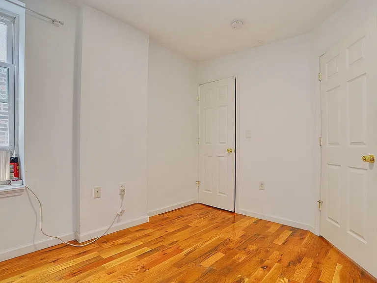 236 Van Horne St #3B — Photo 12
