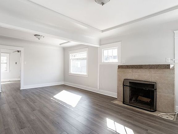 5th image of 4767 Bancroft St