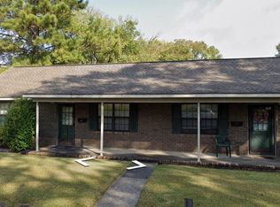 422-424 Woodland Rd, Florence, AL 35630