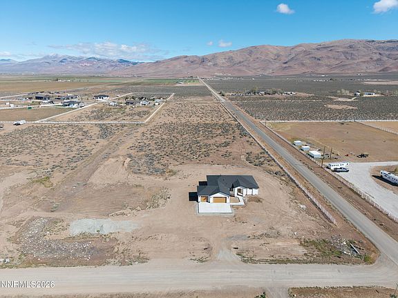 3rd image of 105 Pinto Ranch Ct