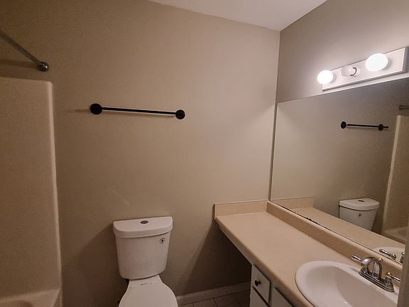 4th image of 1352 Woodmill Trce