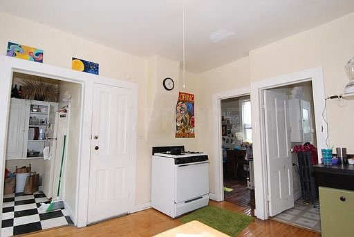 2nd image of 2612 Dupont Ave S #1