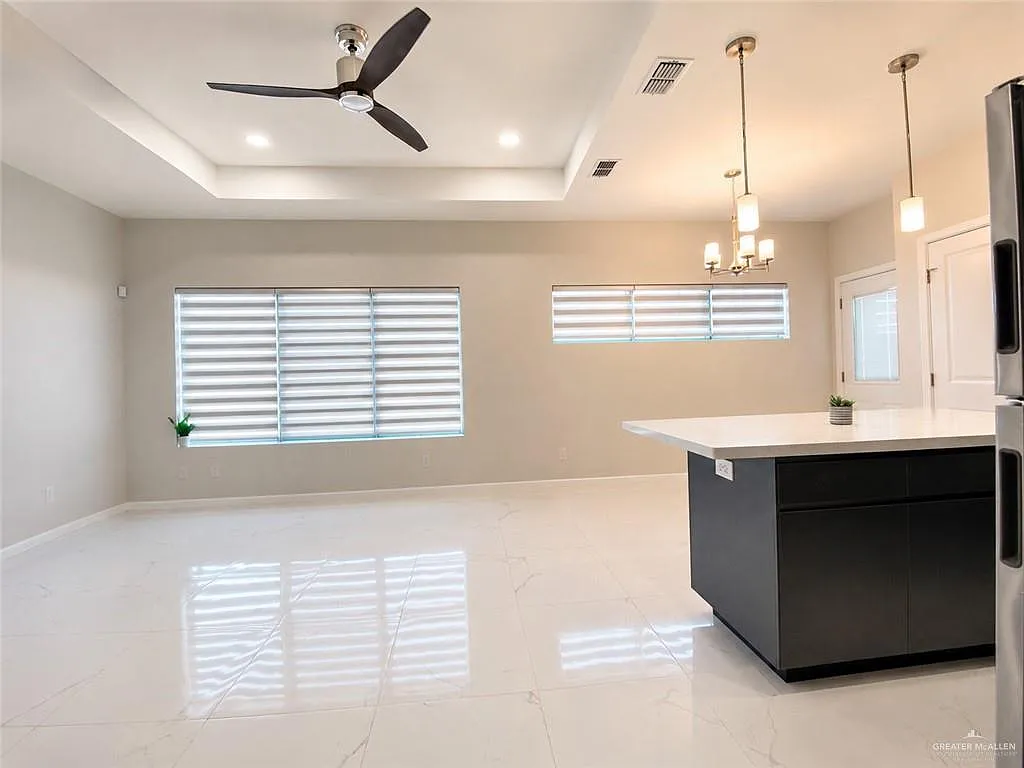 2 bed, 2.0 bath, $1,150 — Photo 4