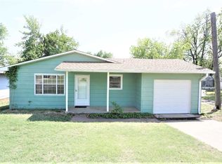 514 Locust St, Perry, OK 73077
