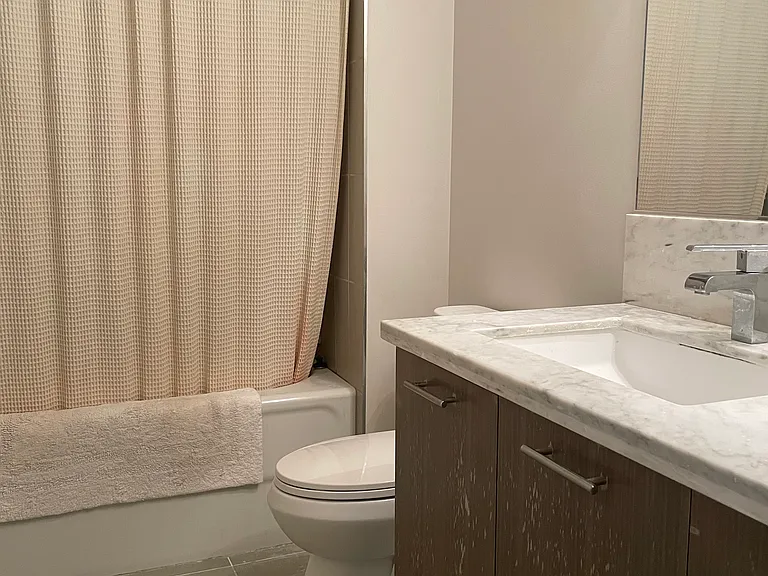 2911 2nd Ave #1208 — Photo 3