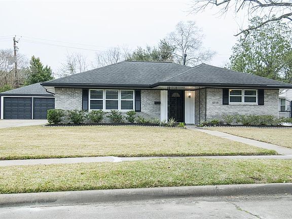 2nd image of 5710 Arboles Dr