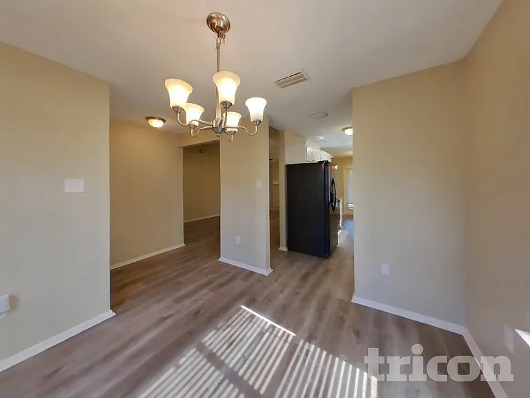 1015 Cedar Run Dr — Photo 5