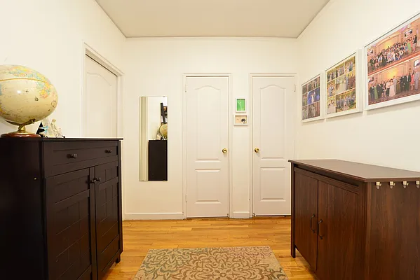 Sold by Keller Williams Realty Landmark | media 25