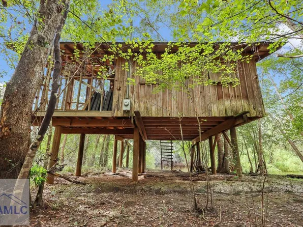 2 Lewis Lndg, Nahunta, GA 31553