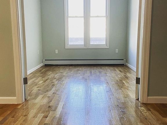 5th image of 580 E 165th St #2