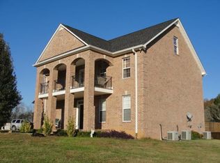 2145 Rieves Bend Rd, Columbia, TN 38401