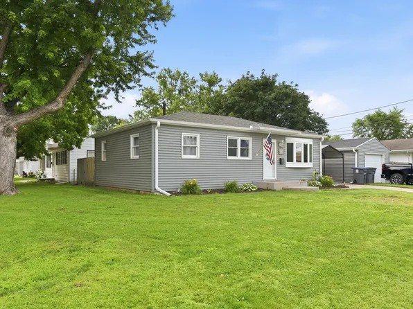1221 N 21st St, Council Bluffs, IA 51501