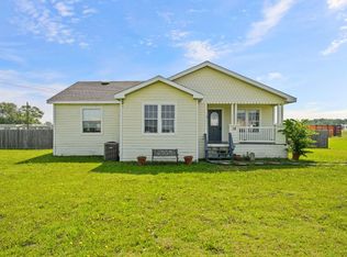 38 Darwin Rd, Whitewright, TX 75491