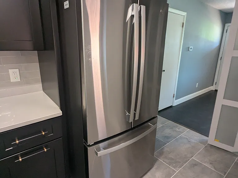 2534 Ivanhoe Dr — Photo 6