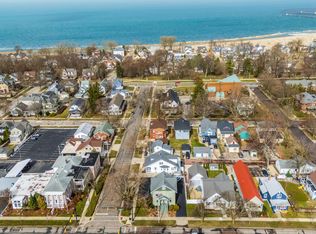 720 Main St #2, Saint Joseph, MI 49085