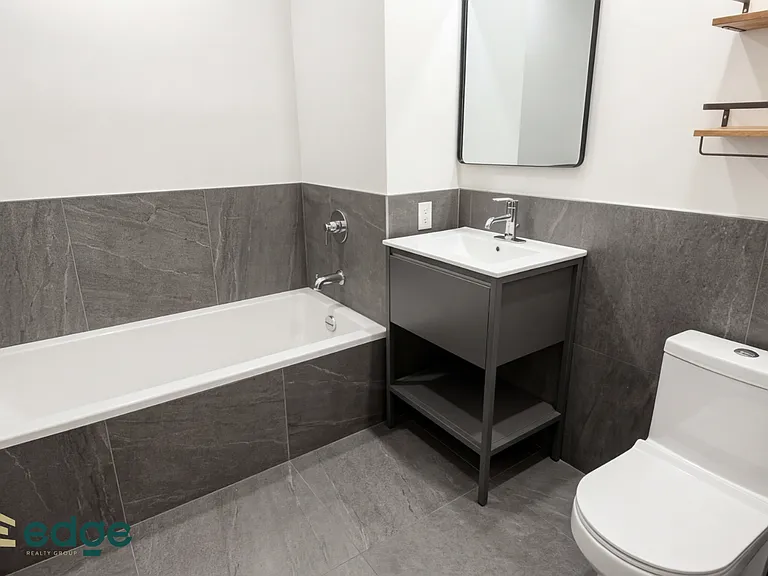3415 Farragut Rd #3M — Photo 7