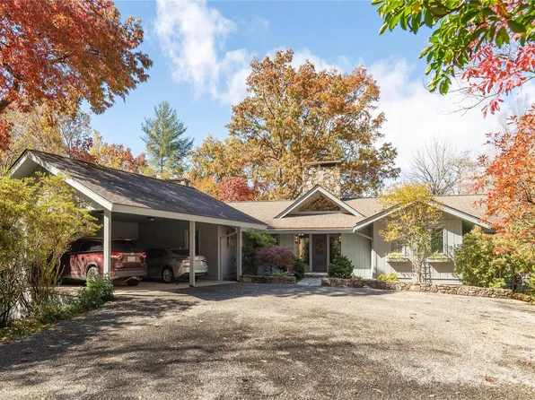 901 Campbell Dr, Pisgah Forest, NC 28768