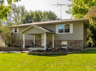 14728 Hiawatha Ln, Somonauk, IL 60552