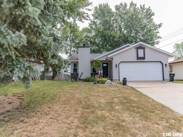 556 Clinton Ave NW, Grand Rapids, MI 49534