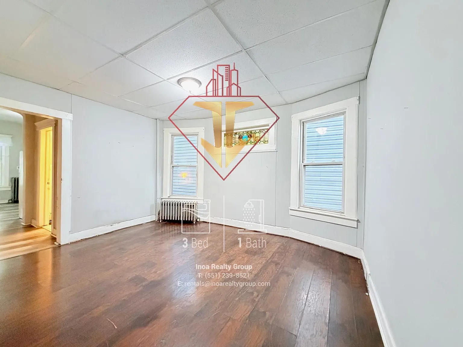 3 bed, 1000 sqft, $2,500 — Photo 3