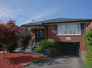 94 Glenhaven St, Toronto, ON M6M 3M5