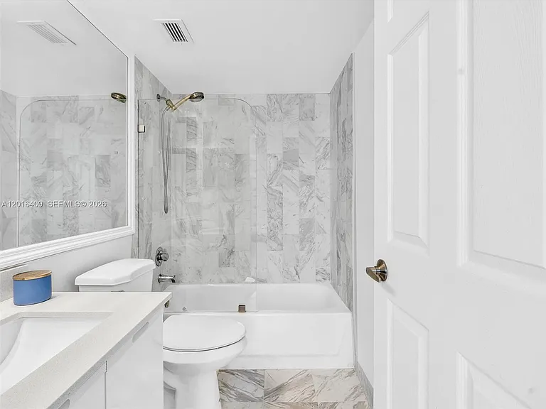 825 Brickell Bay Dr #2048 — Photo 29