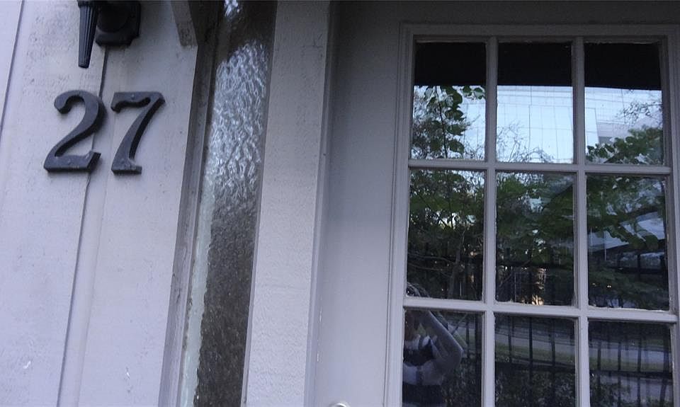 1st image of 4944 Woodway Dr APT 27