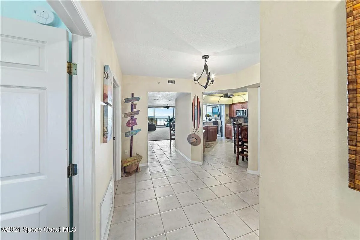 925 N Highway A1A, 203 - 203 — Photo 2