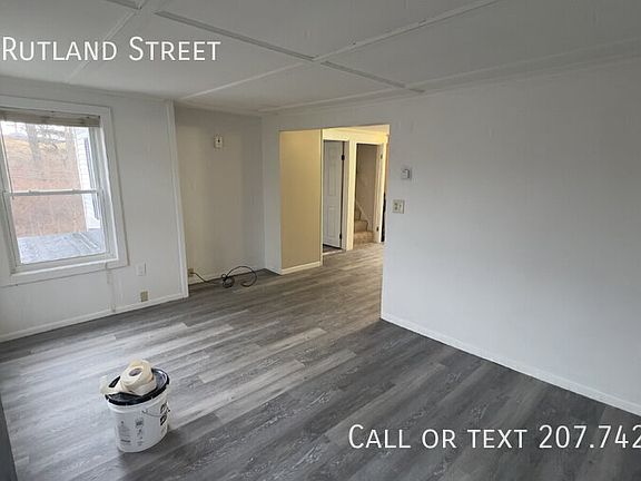 5th image of 118 Rutland St #B