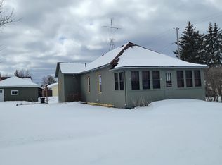 308 4th Ave SE, Deer River, MN 56636