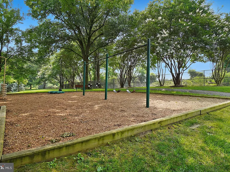 5901 Mount Eagle Dr #1517 — Photo 91