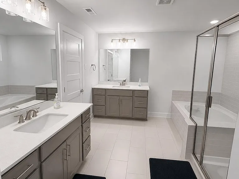 835 Chalkstone Ln — Photo 16