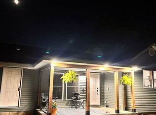 107 W 6th St, Gridley, IL 61744