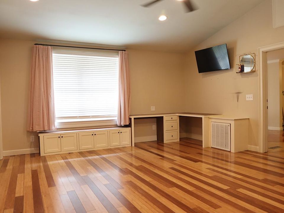 1st image of 507 Catalina Dr