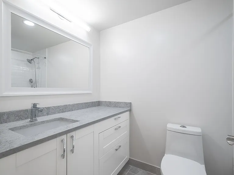 360 E Randolph St #3602 — Photo 9