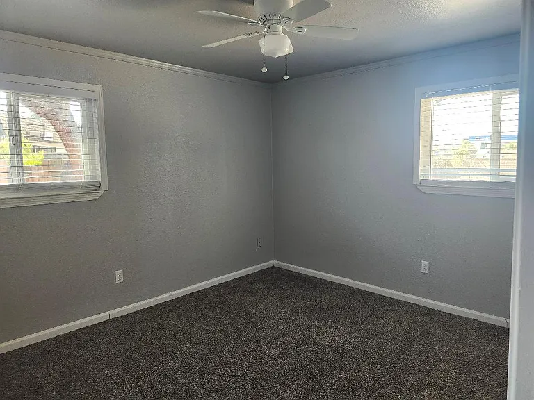 Topaz Dr — Photo 8
