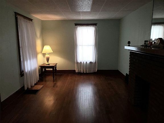 2nd image of 73 Baldwin St