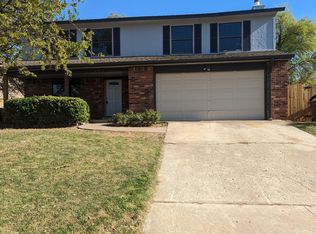 1916 Rosedale Dr, Edmond, OK 73013