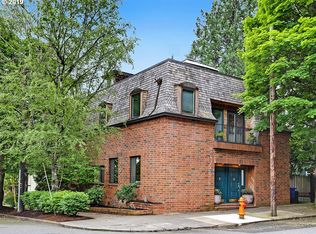 6400 S Corbett Ave, Portland, OR 97239