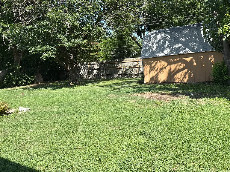 6104 Wheaton Dr — Photo 12