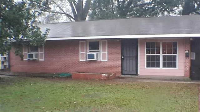 5540 Clayton Ct — Photo 1