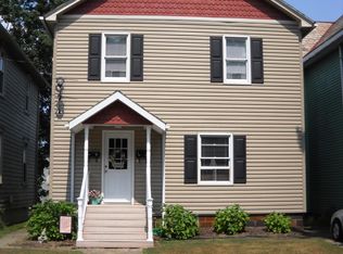 361 E Spring St APT 2, Zelienople, PA 16063
