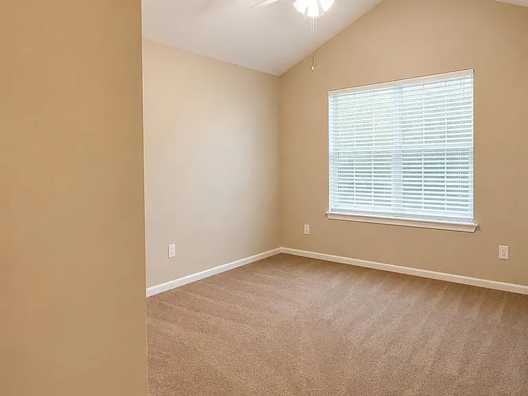 126 Copperwood Loop — Photo 10