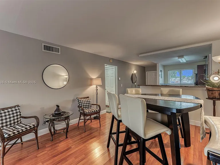 840 Pine Dr #103 — Photo 9