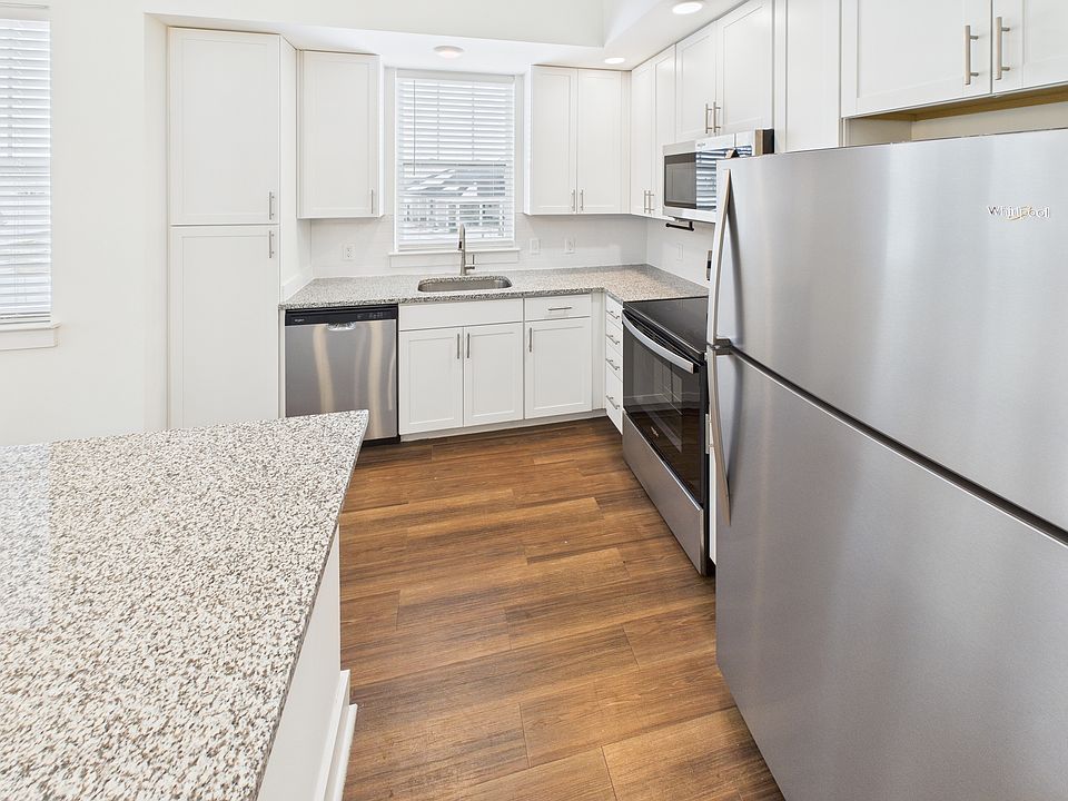 1st image of 720 Victory Ln #8-204