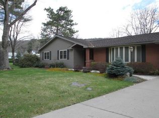 1 Norton Rd, Binghamton, NY 13901