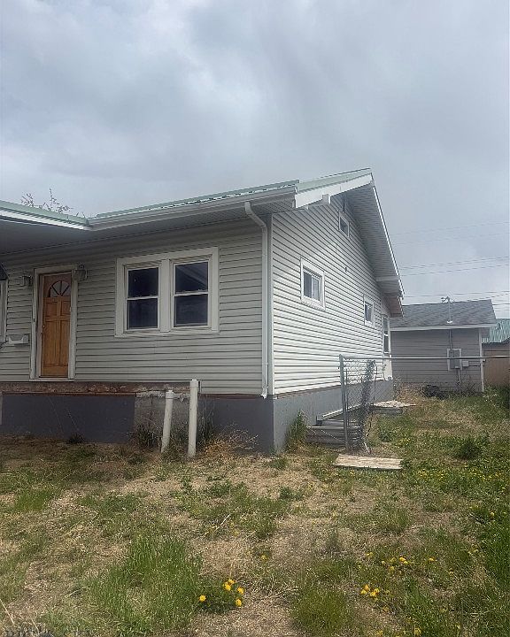 2nd image of 1928 Aberdeen St