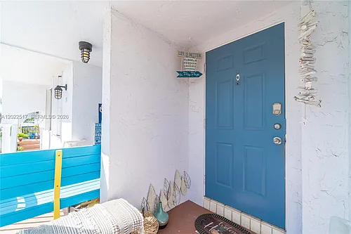 327 Virginia St #327 Photo 1